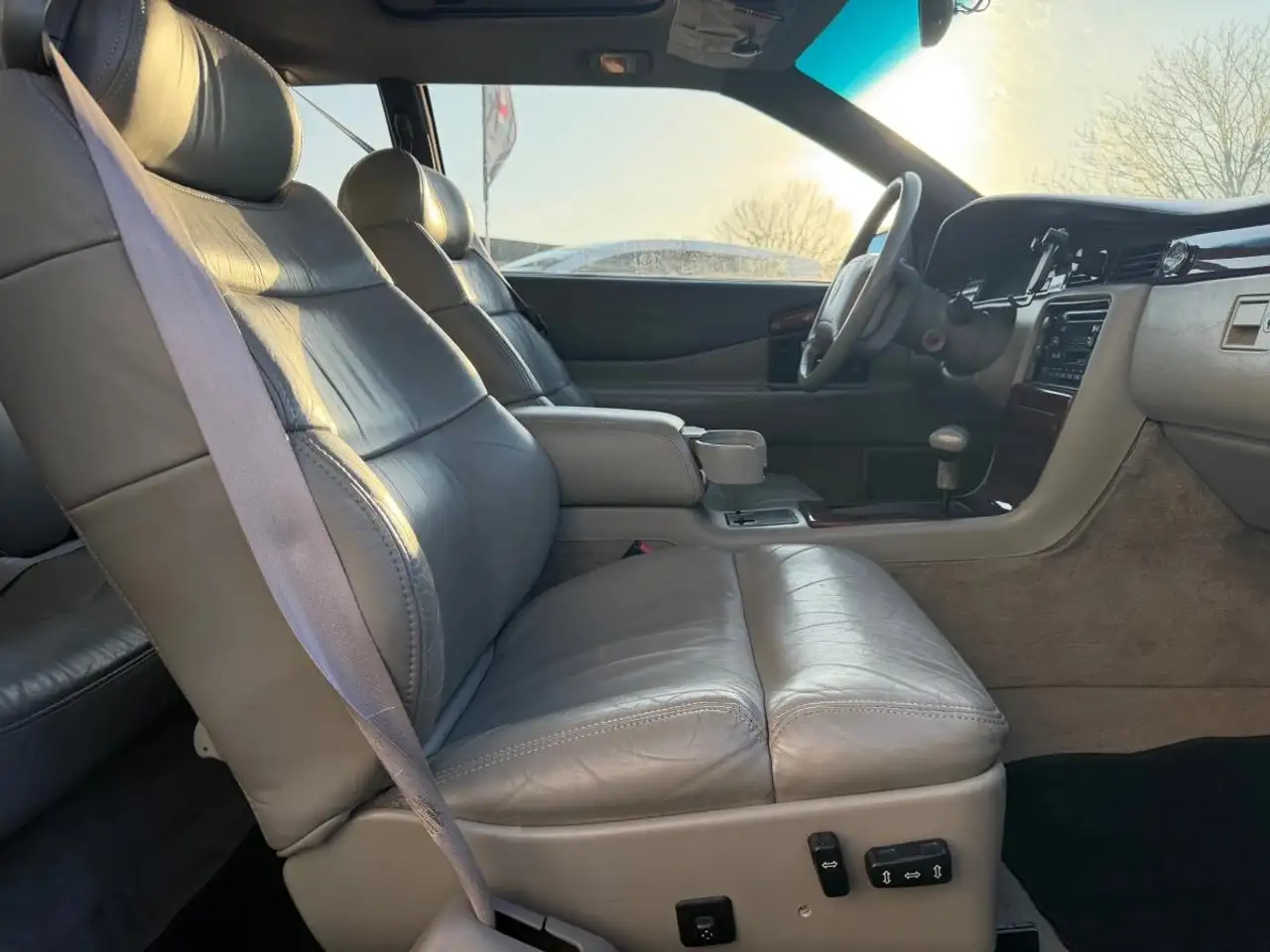 Cadillac Eldorado 4.6 i V8 302 NORTHSTAR BVA, foto 8