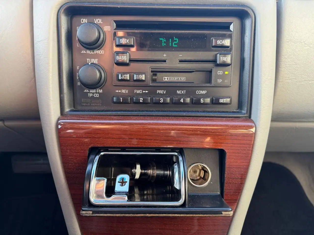Cadillac Eldorado 4.6 i V8 302 NORTHSTAR BVA, foto 12