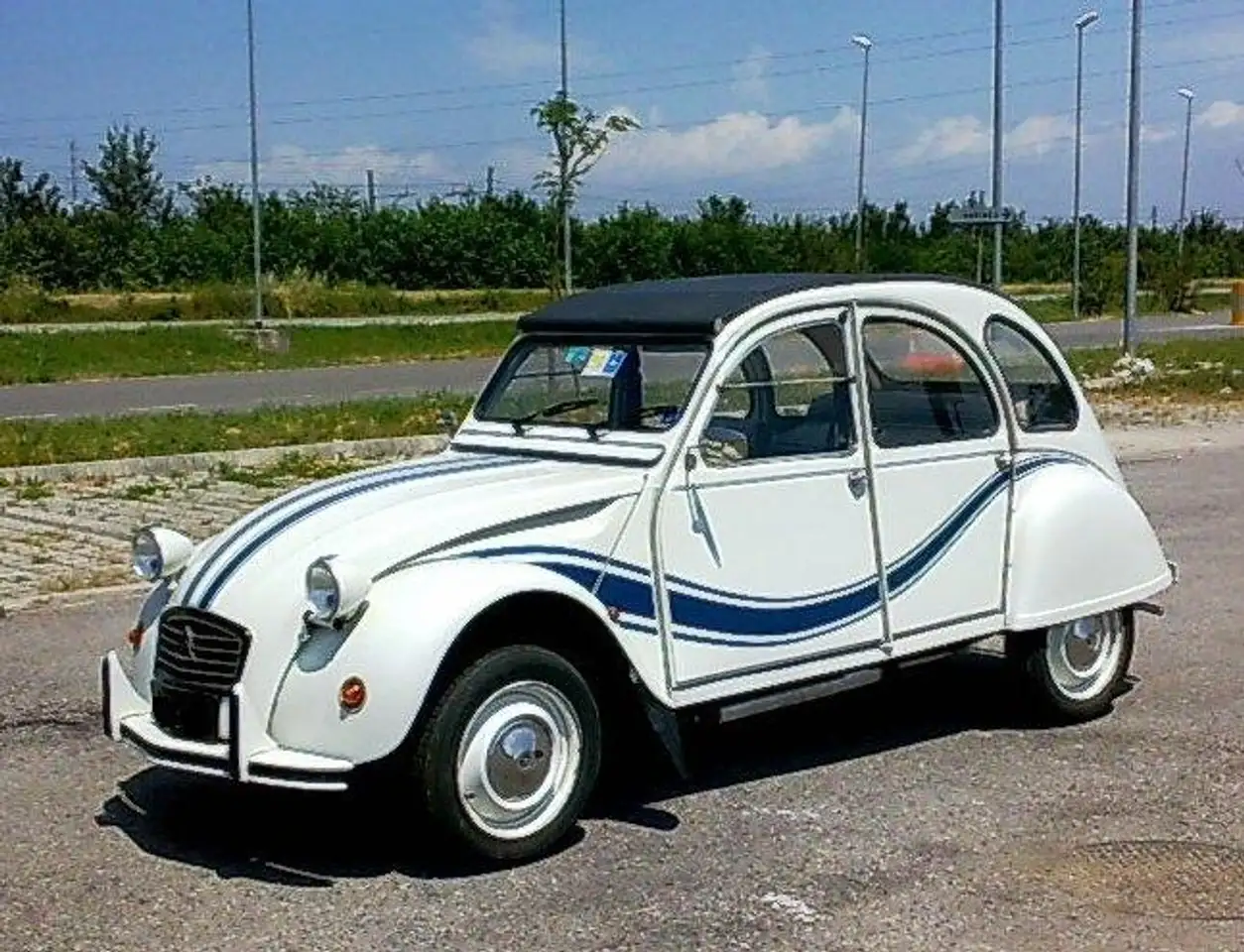 Citroen 2CV6 0.6 Special "Transat", foto 1