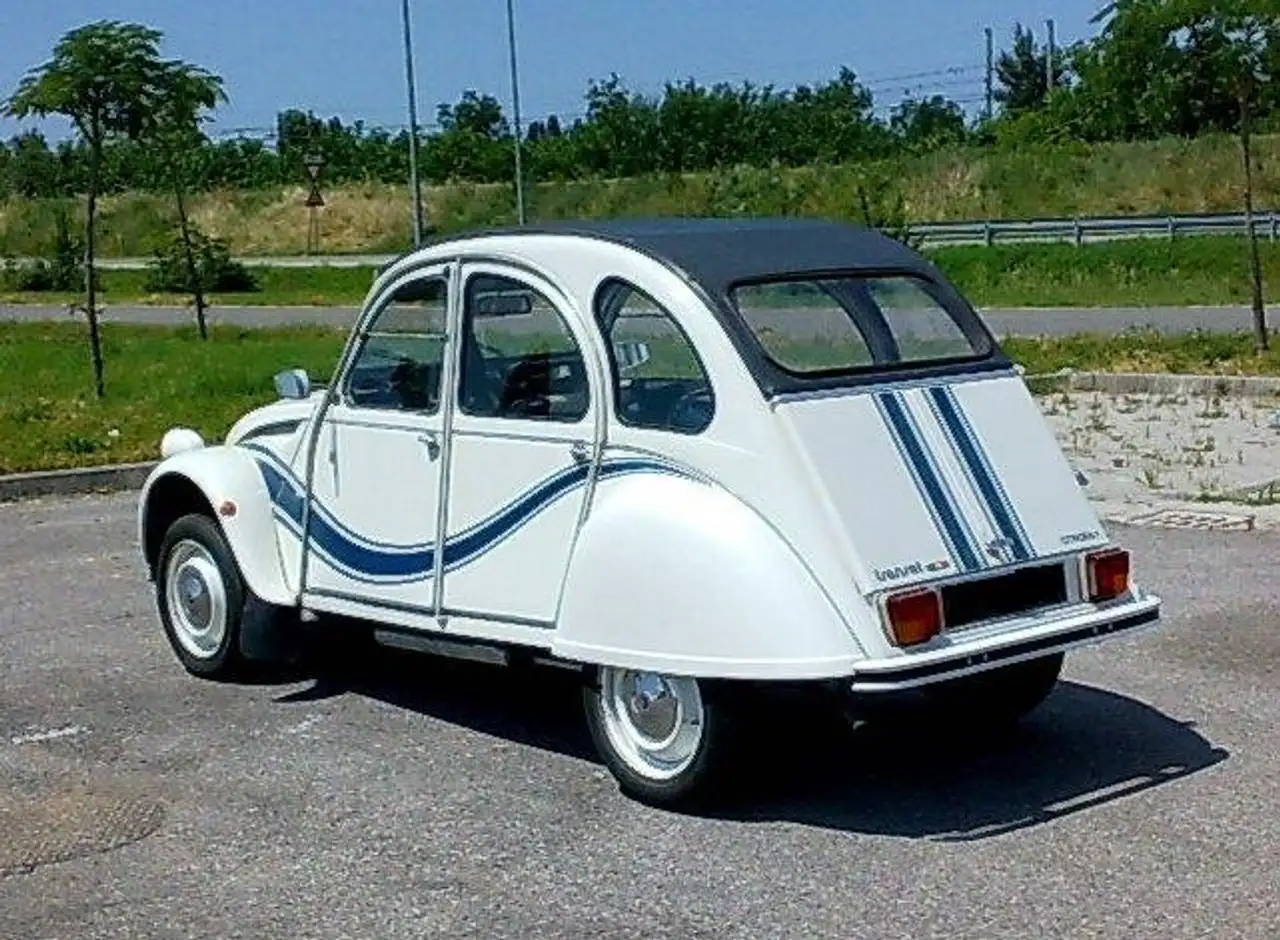 Citroen 2CV6 0.6 Special "Transat", foto 4