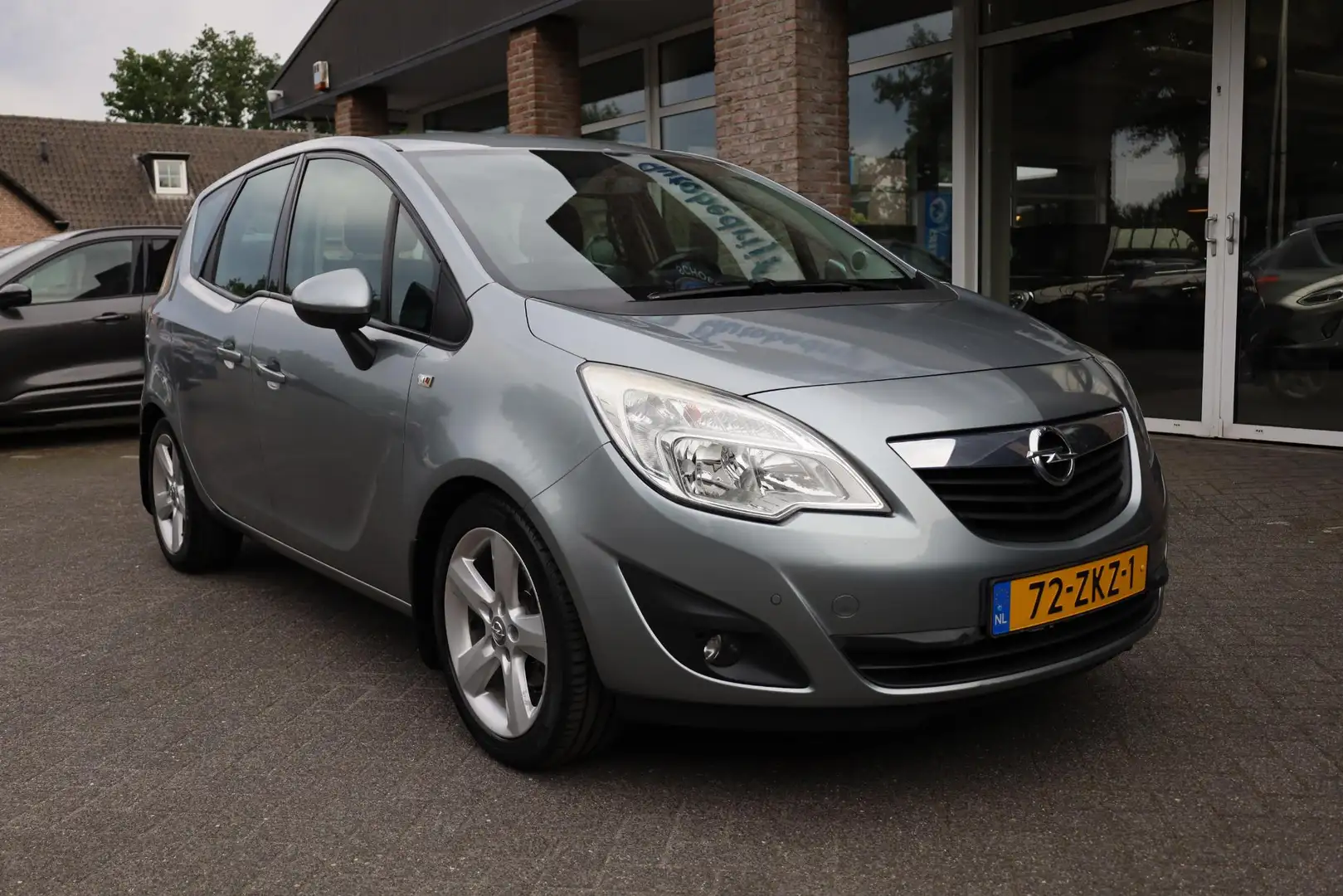 Opel Meriva 1.4 Turbo Cosmo TREKHAAK CRUISE NAVI VOICE AIRCO B Grijs - 2