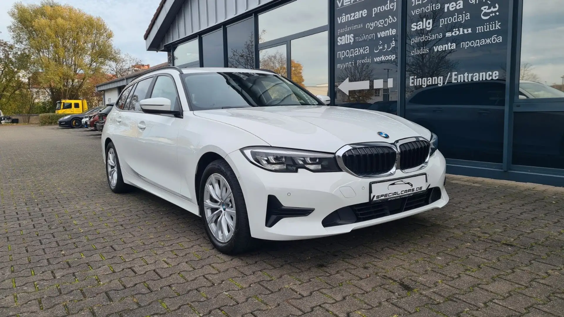 BMW 318 d Advantage - ASSISTS - SENSATEC - LC PRO Blanc - 1
