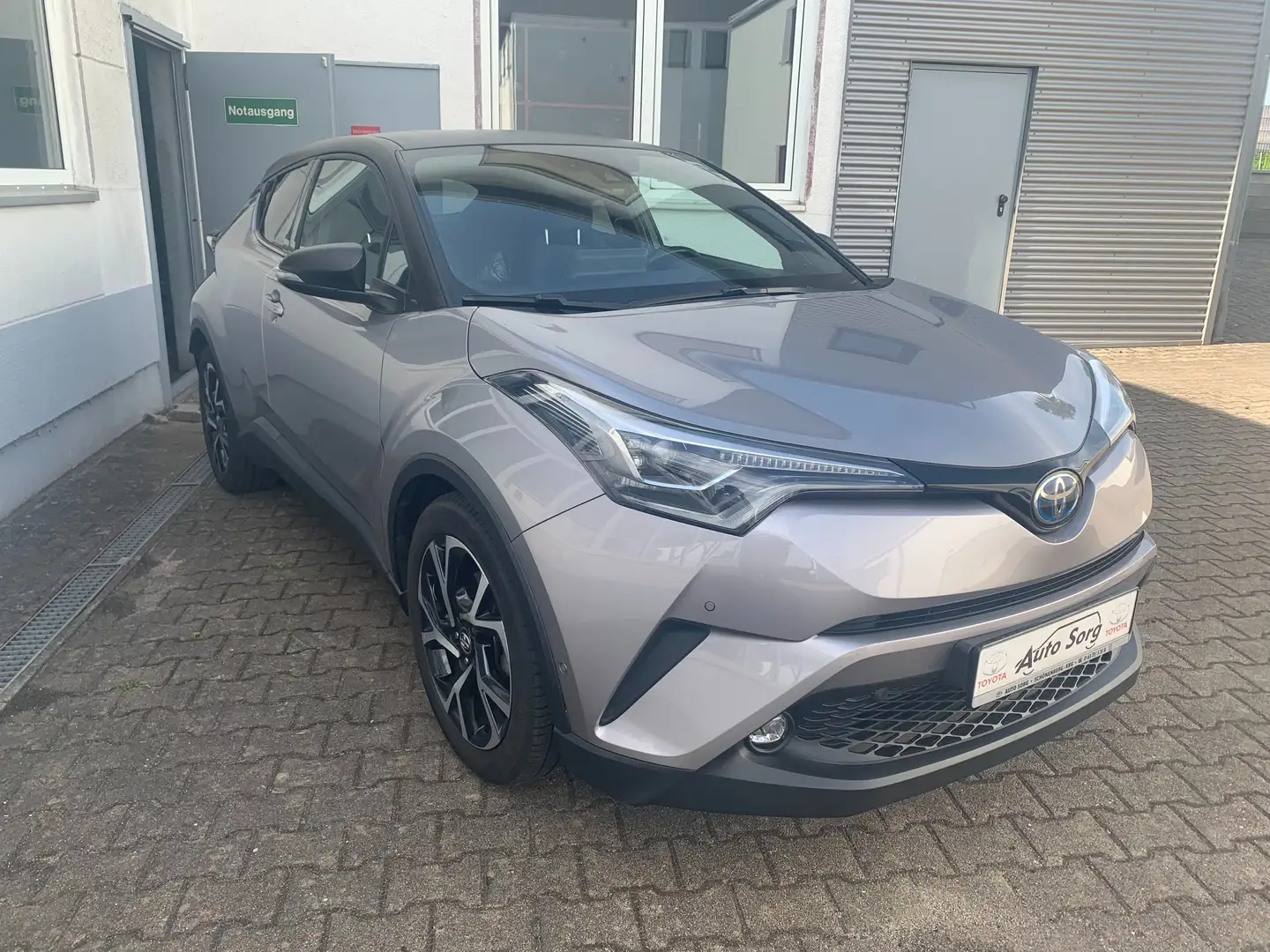 Toyota C-HR Hybrid Style Selection *Dach schwarz matt foliert* Grau - 1