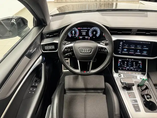 Audi A6 view 13