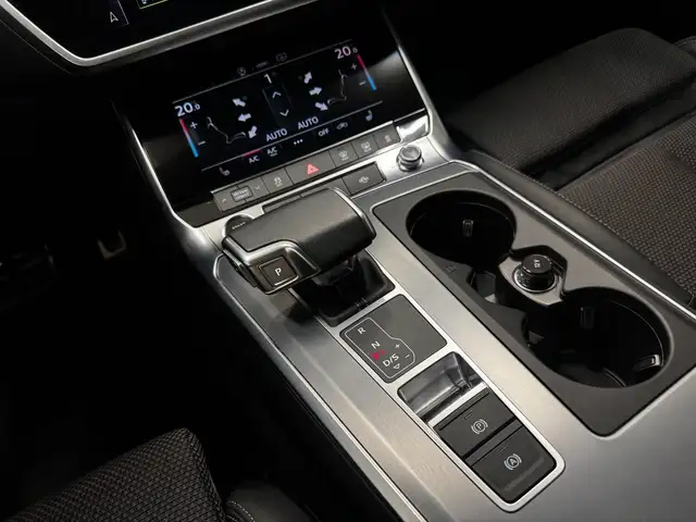 Audi A6 view 15
