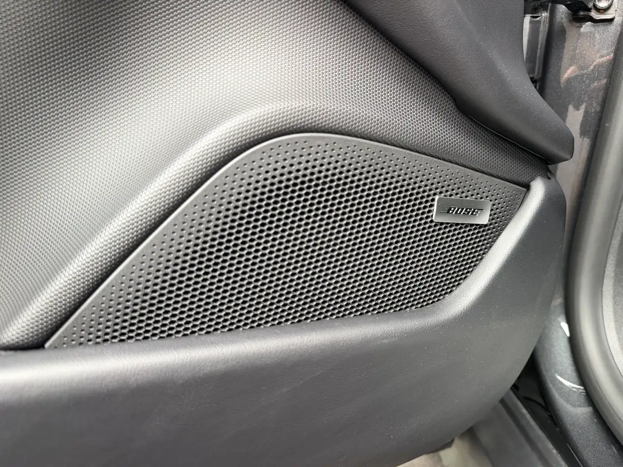 Porsche Taycan Sport Turismo 105 kWh/BOSE/Pano/ACC/Surround/Top!, миниатюра 26