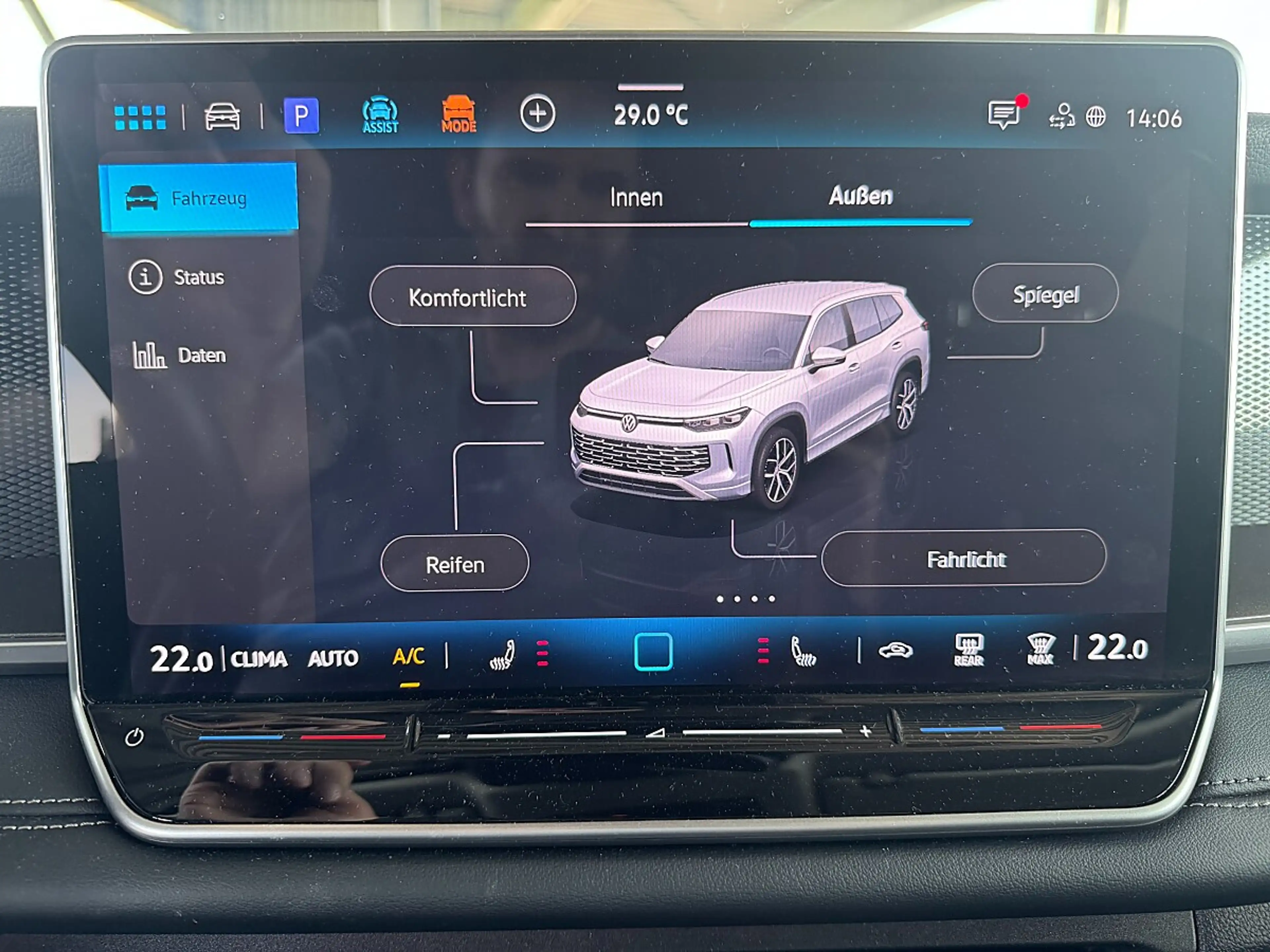 Volkswagen Tayron VW Tayron 1,5 eTSI DSG *AHK *7 SITZE *360° Kamera — photo 16
