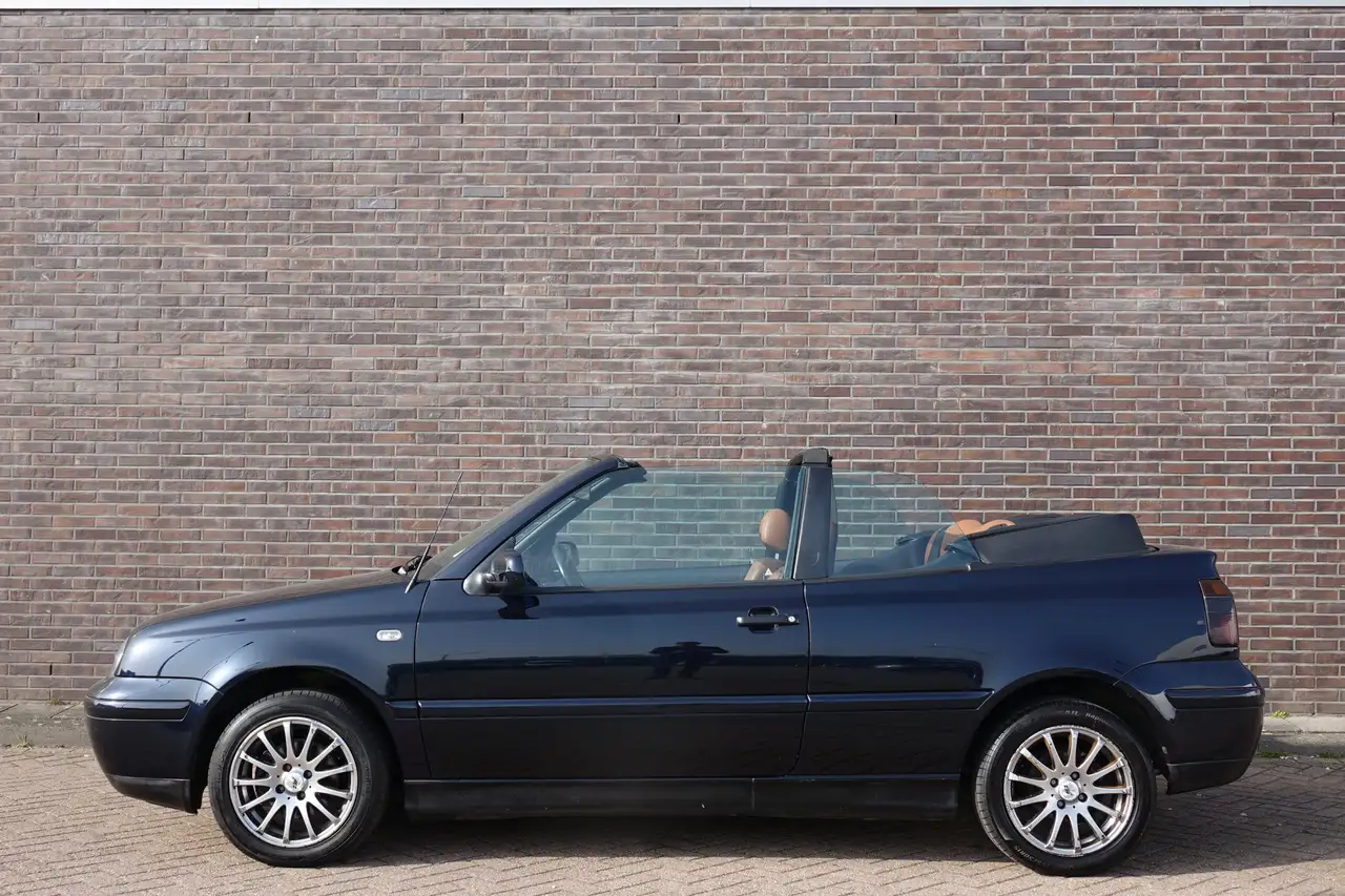 Volkswagen Golf Cabriolet 1.8 Highline, blauwe stoffen elektrisch bediende k, foto 3