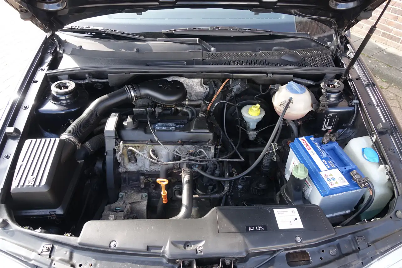 Volkswagen Golf Cabriolet 1.8 Highline, blauwe stoffen elektrisch bediende k, foto 9