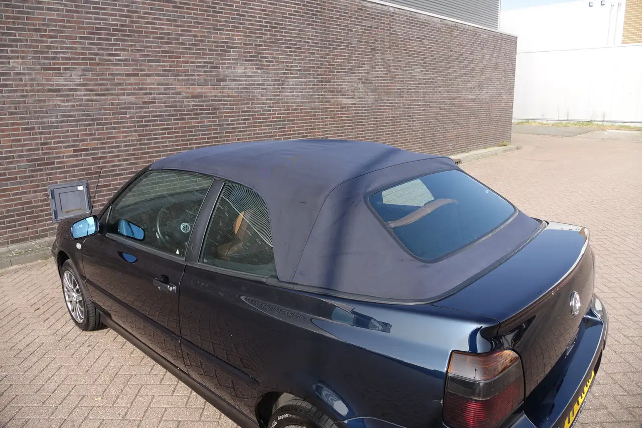 Volkswagen Golf Cabriolet 1.8 Highline, blauwe stoffen elektrisch bediende k, foto 12