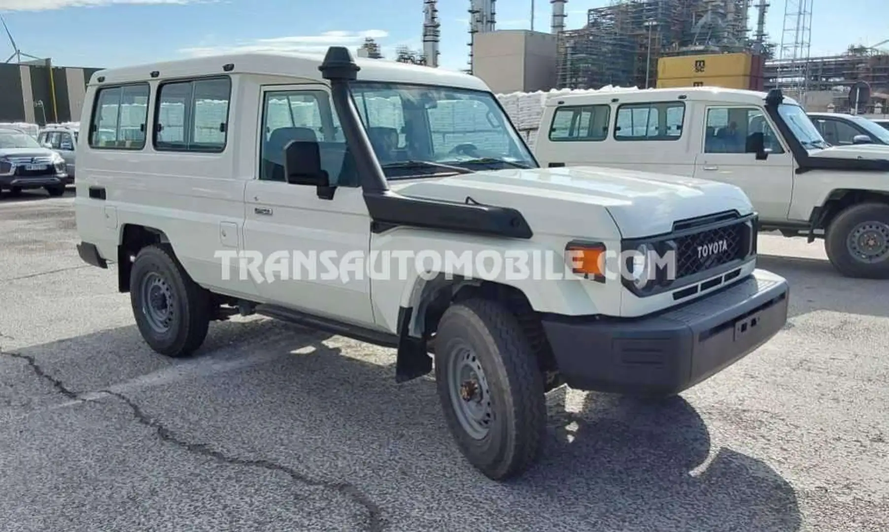 Toyota Land Cruiser Metal top HZJ 78 - EXPORT OUT EU TROPICAL VERSION Fehér - 1