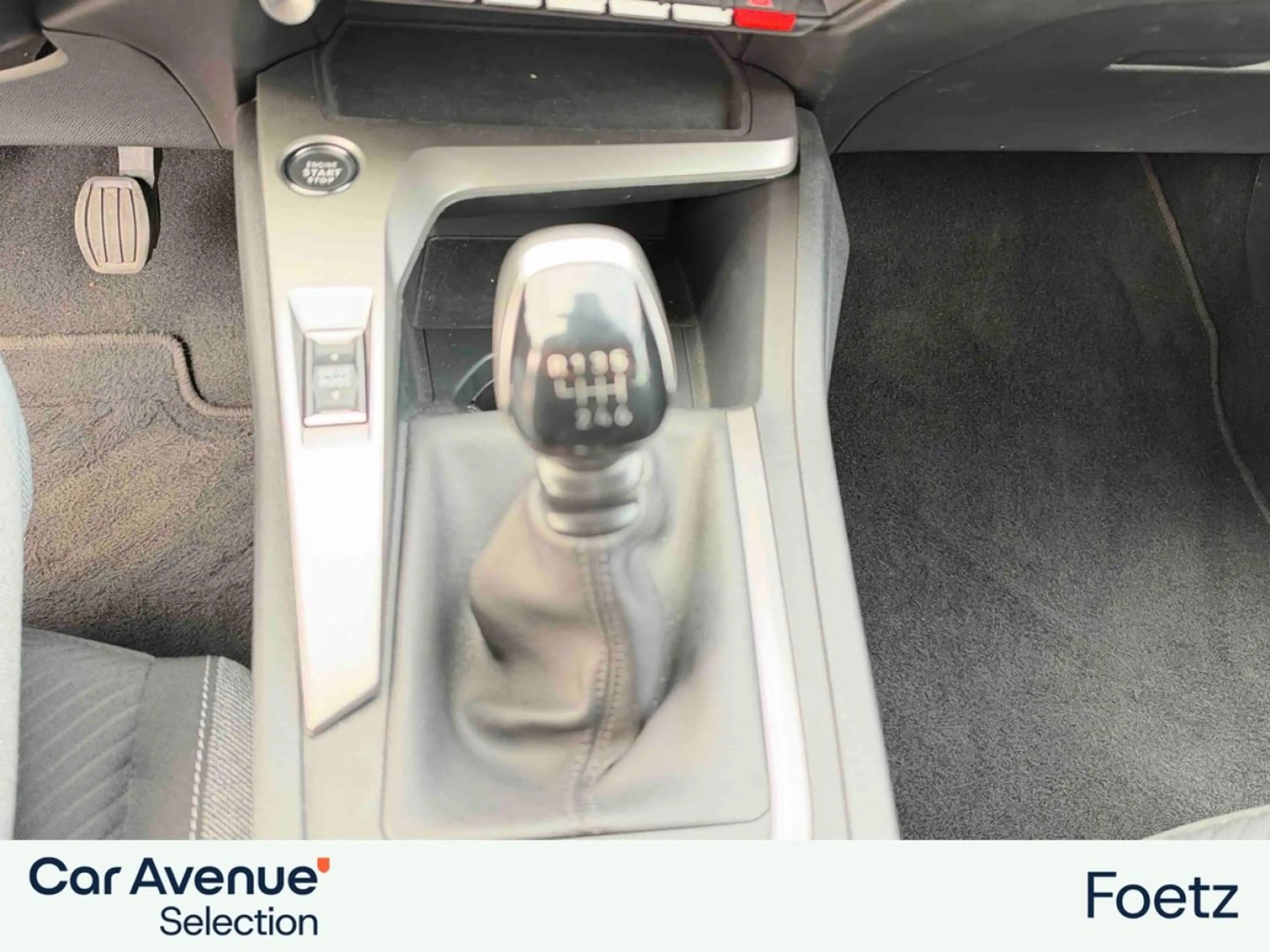Peugeot 308 1.2 PureTech 130ch S\u0026S Active Pack — photo 10