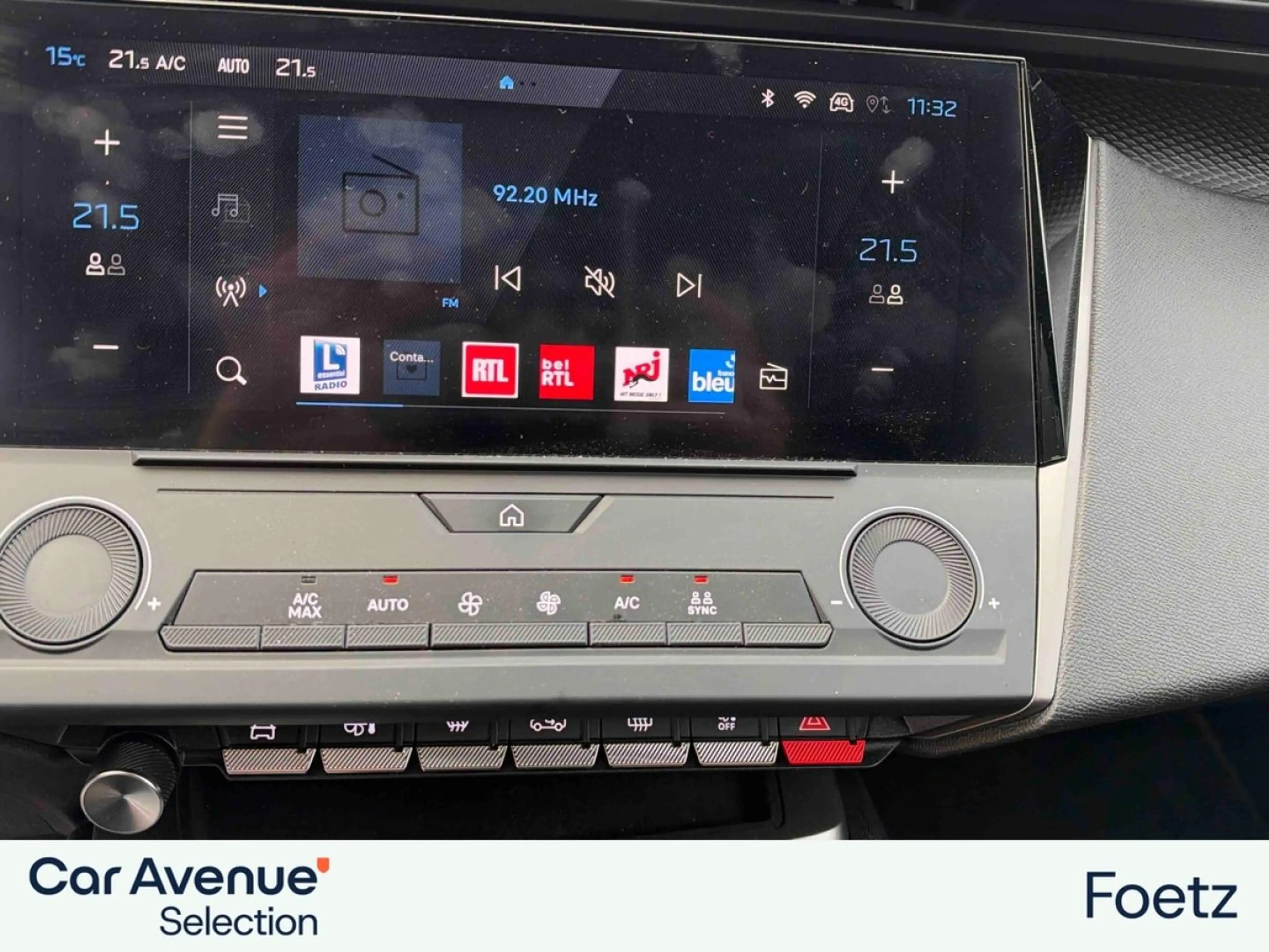 Peugeot 308 1.2 PureTech 130ch S\u0026S Active Pack — photo 12