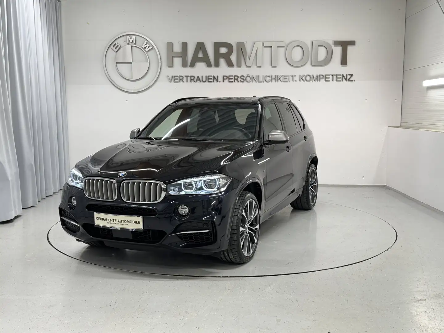 BMW X5 X5 M50d Schwarz - 2