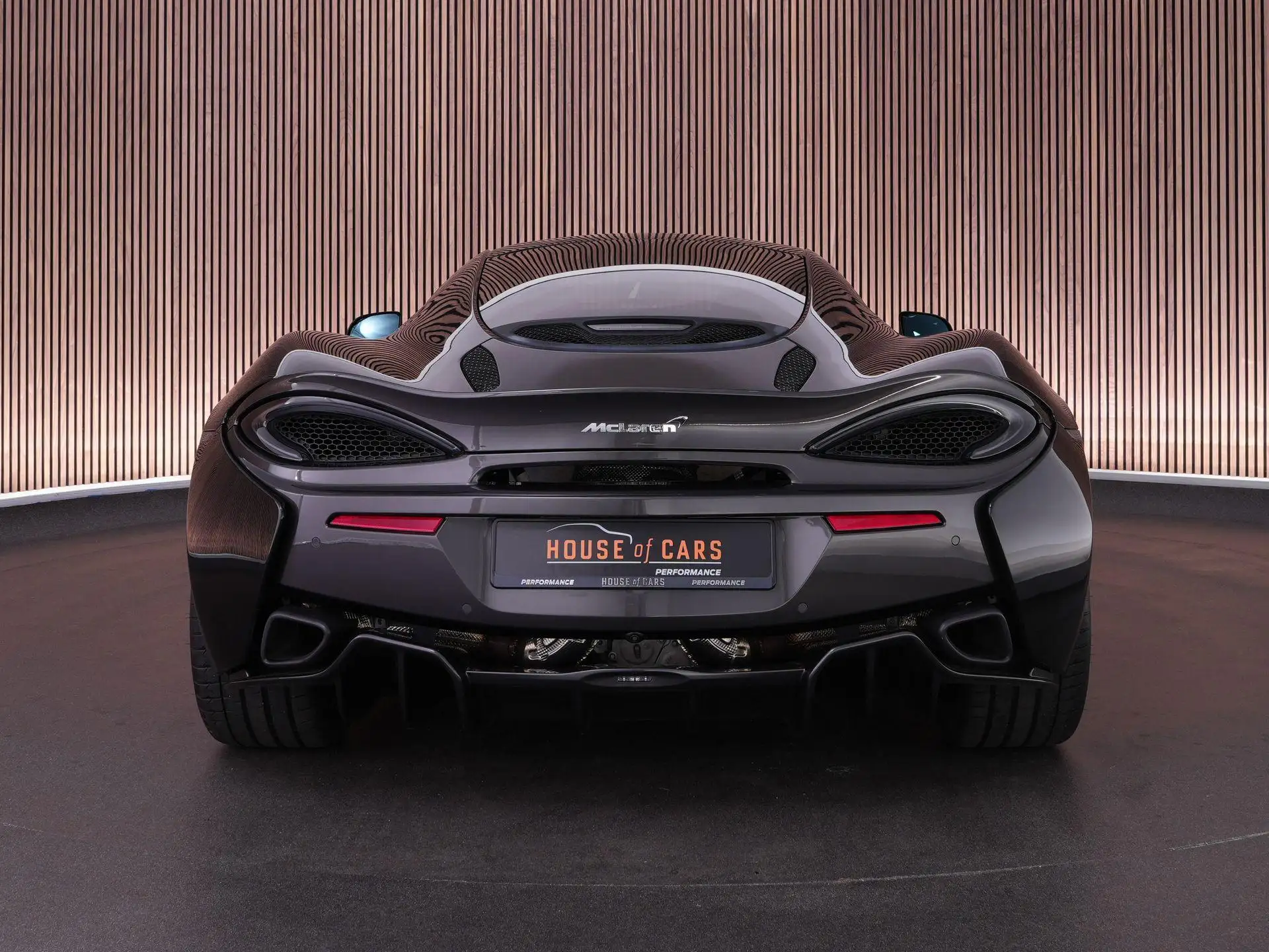 맥라렌 570GT 570 Sport Coupe 2019 검정 사진 4