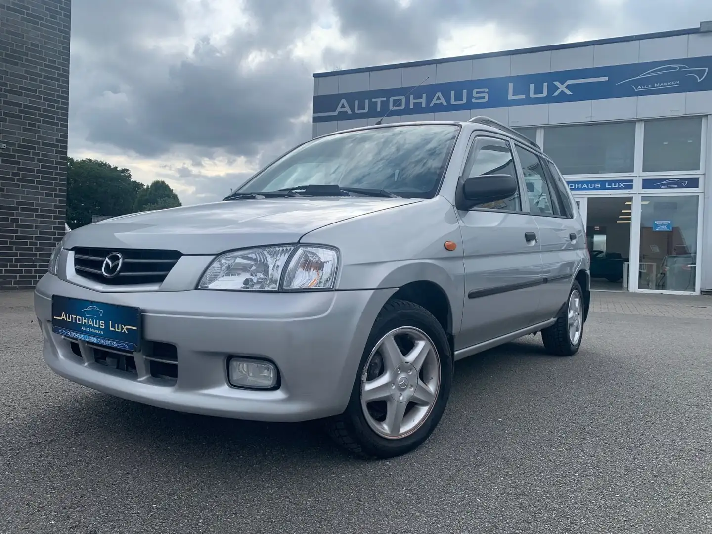Mazda Demio 1.5/64566 km/TÜV NEU/Automatik Silber - 1