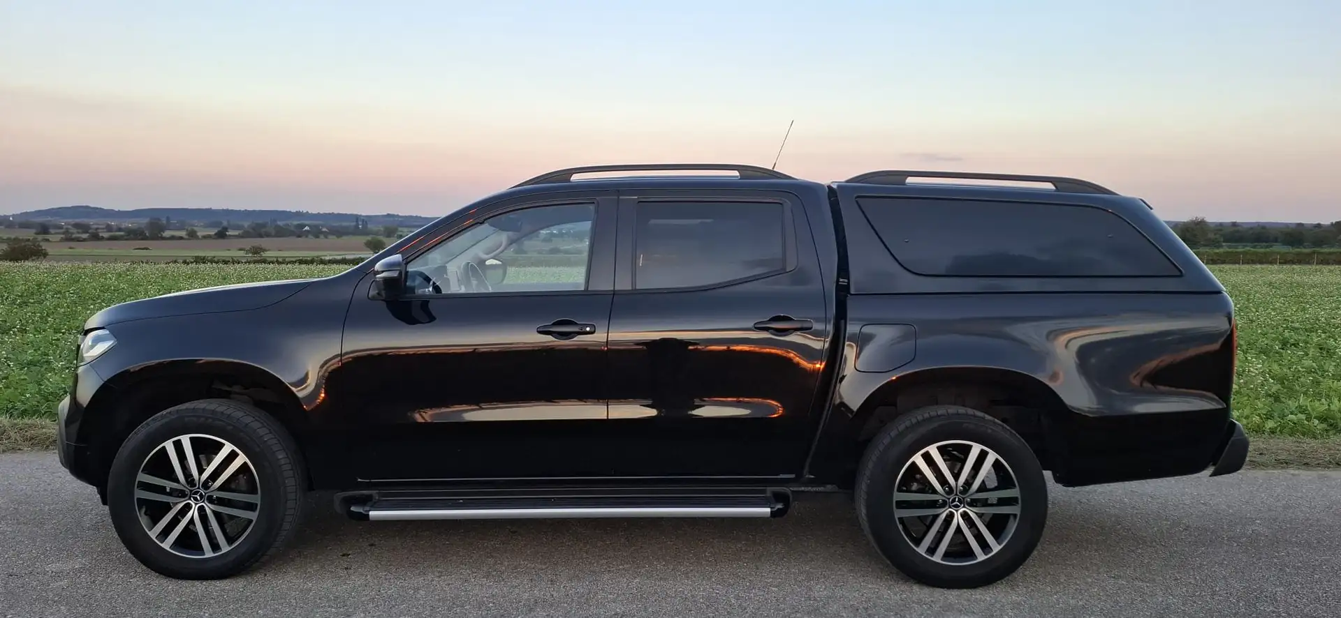 Mercedes-Benz X 350 X350D 4MATIC POWER "ALL IN BLACK" Schwarz - 1