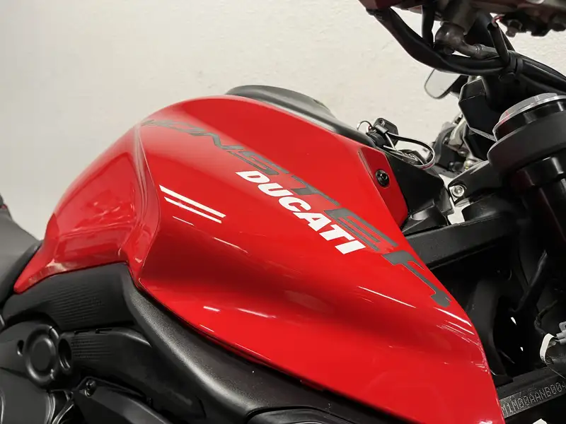 Ducati MONSTER - foto 3