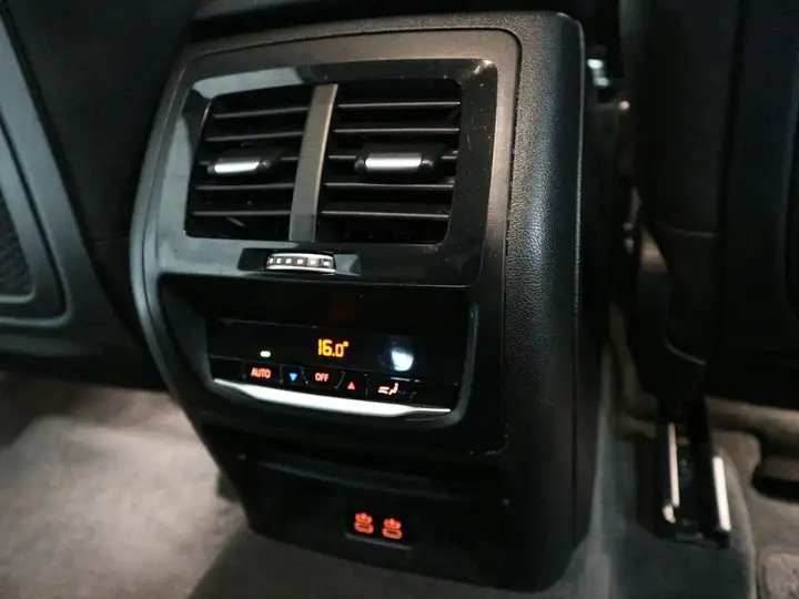 BMW X3 xDrive30e 2021, foto 25