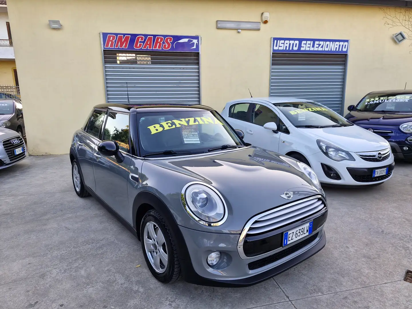 MINI Cooper Mini IV F55-F56 2014 1.5 5p auto Grigio - 1