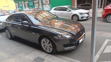 XF 3.0TDV6 Portfolio Aut. Portfolio