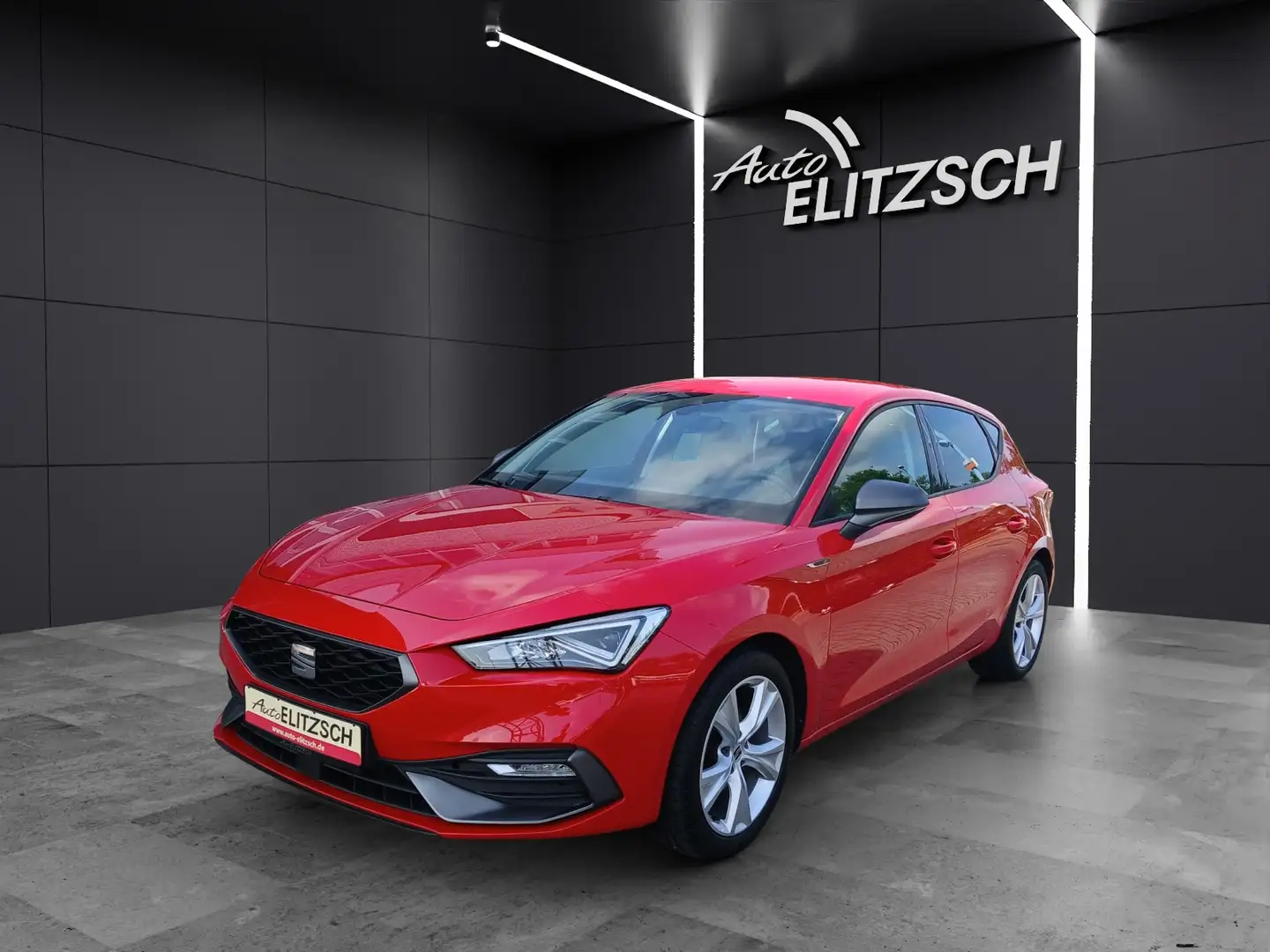 SEAT Leon TSI FR-Line LED NAVI SHZ AHK RFK GRA Rot - 2