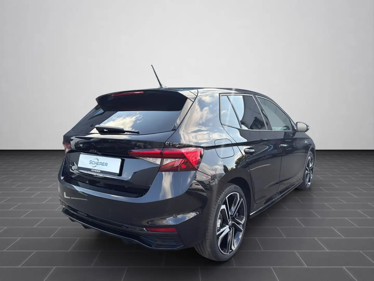 Skoda Fabia 1.5 TSI DSG Monte Carlo LED KAMERA SHZ Schwarz - 2