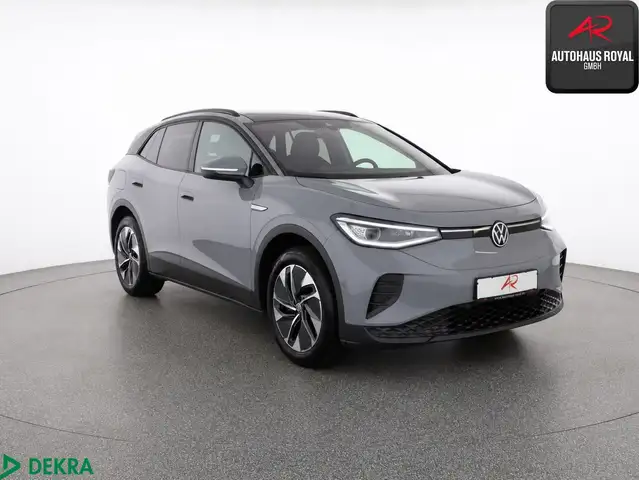 Volkswagen ID.4 view 7