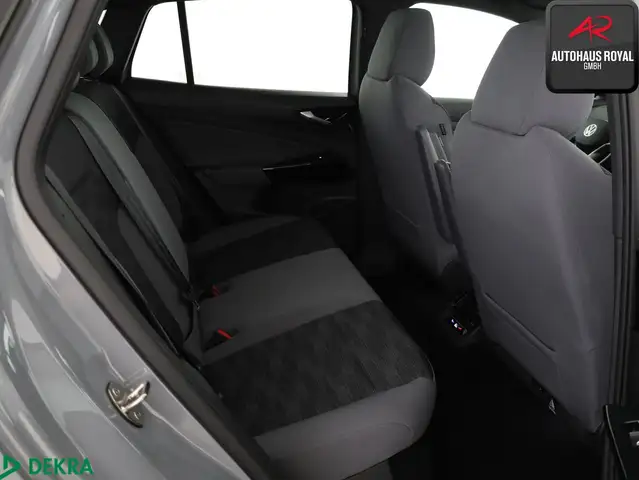 Volkswagen ID.4 view 12