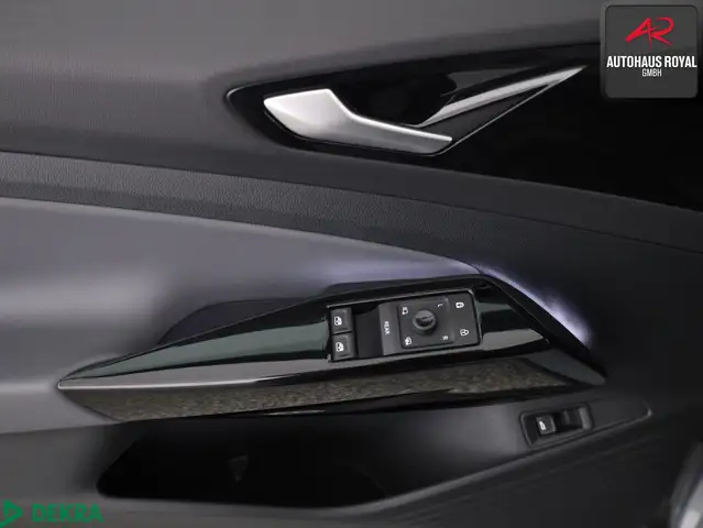 Volkswagen ID.4 view 14
