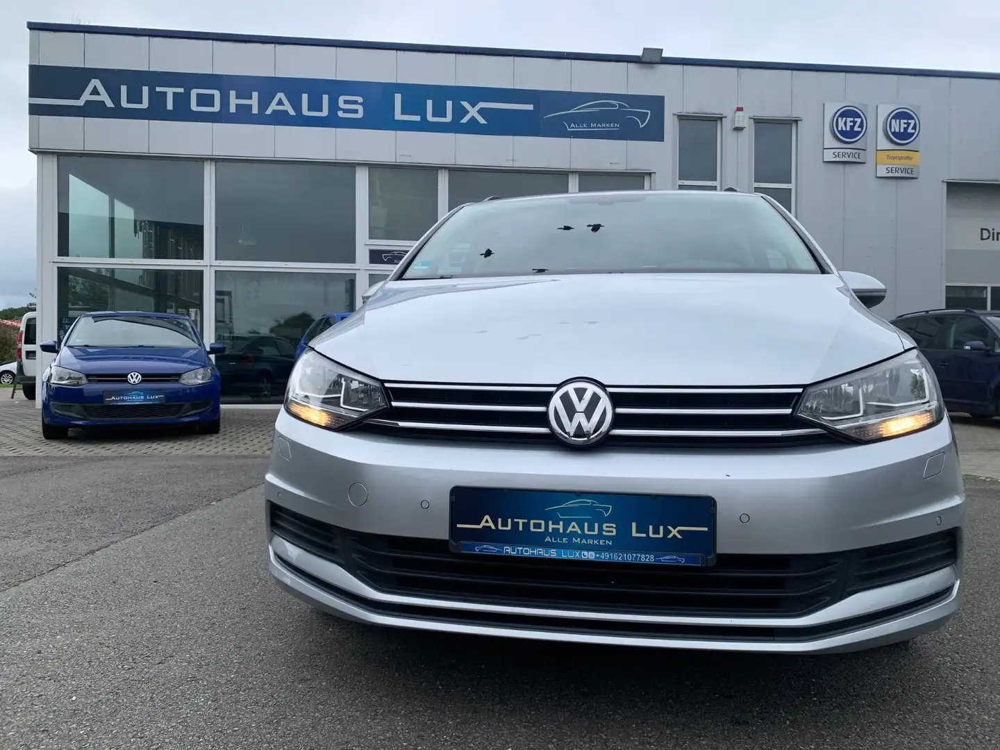 Volkswagen Touran 2.0/ACC/SHZ/AHK/PDC/Start-Stopp Silber - 2