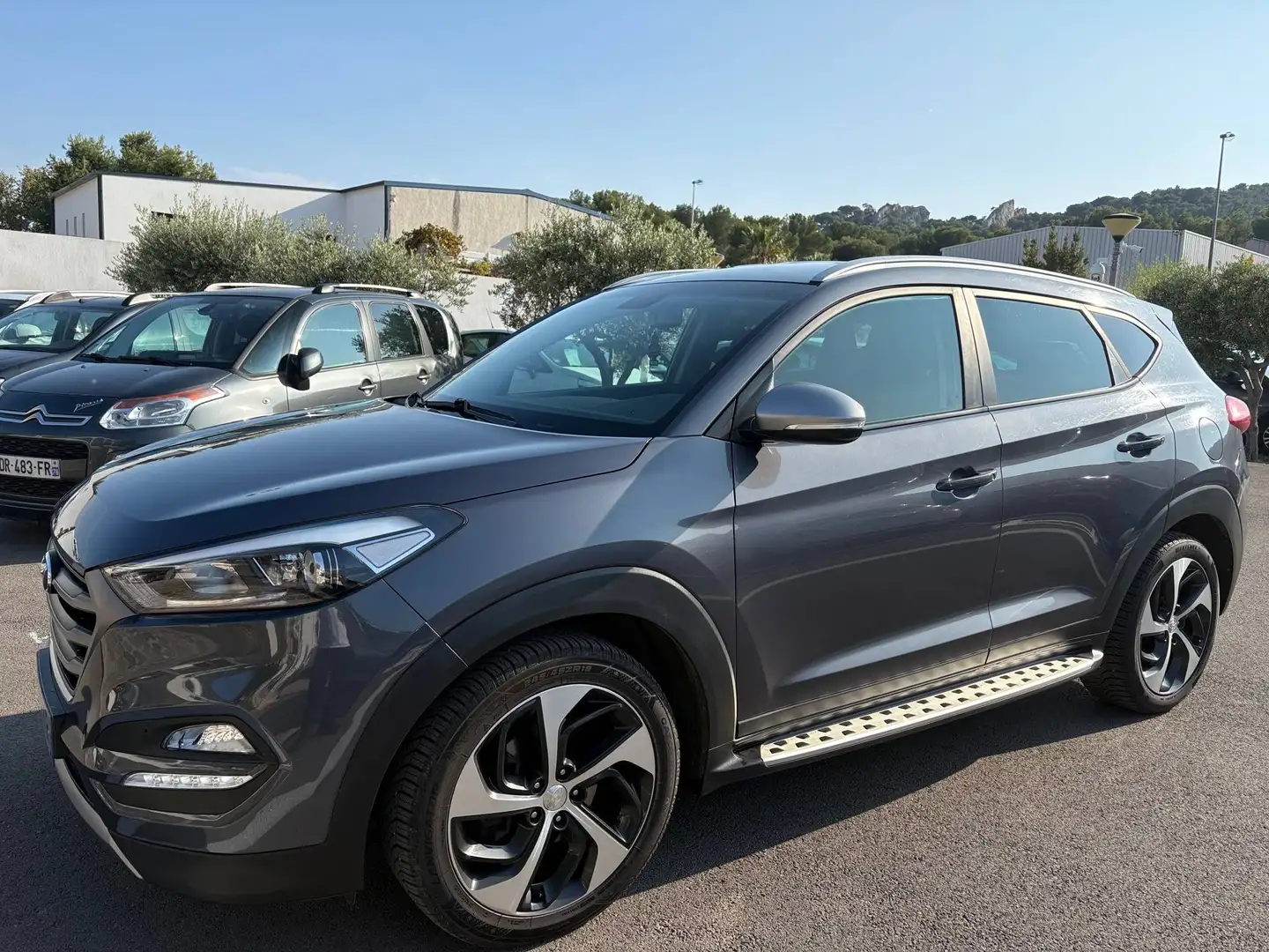 Hyundai TUCSON II 1.7 CRDI 141ch Executive 2WD DCT-7 Gris - 1