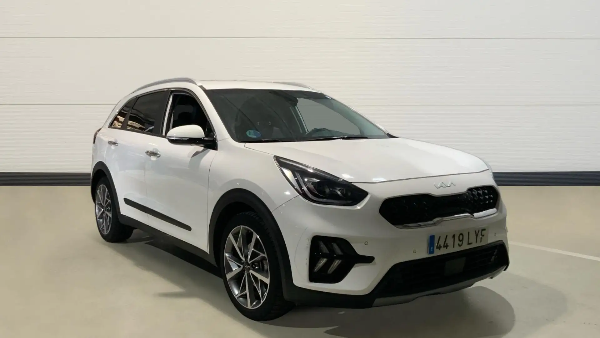 Kia Niro 1.6 HEV Emotion - 1