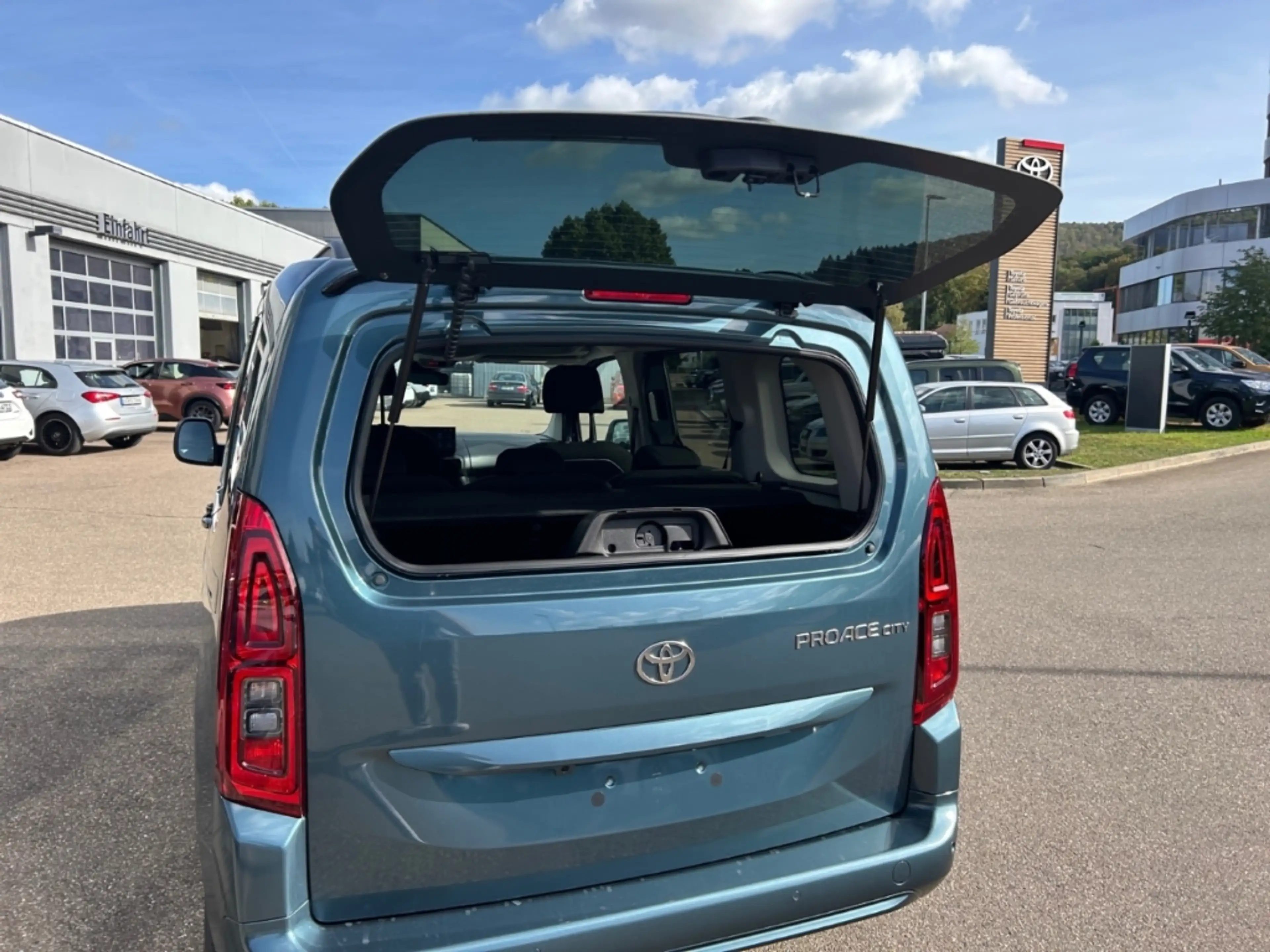 Toyota Proace City Verso L1 Teamplayer 1,2l-Turbo (110 PS) Start/Stop — photo 10