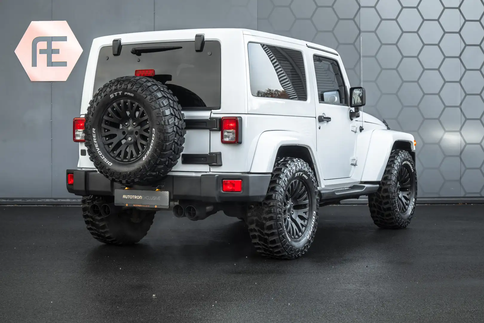 Jeep Wrangler Unlimited 3.6 Arctic |CHELSEA TRUCK | CAMERA | STO Weiß - 2