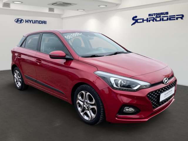 Hyundai i20 1.0T Style Allwetterreifen  Klimaautomatik    Kame