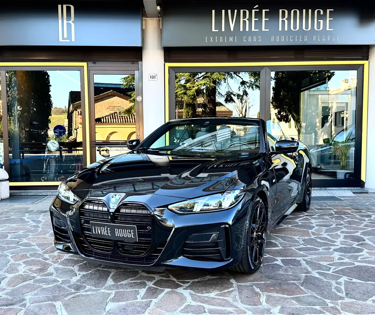 BMW 430 430i Cabrio xdrive MSport auto Чорний - 1
