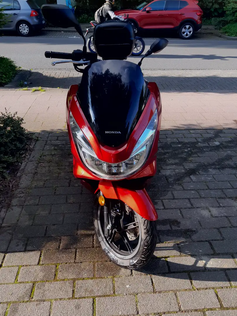 Honda PCX 125 Rouge - 1