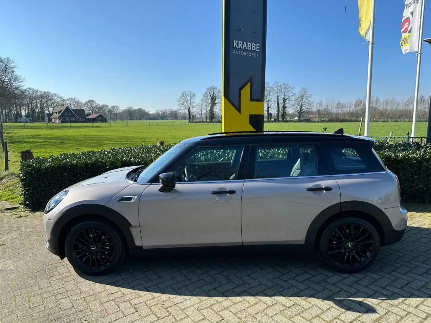 MINI 1.5 Cooper Business Edition Aut7 Grijs - 2