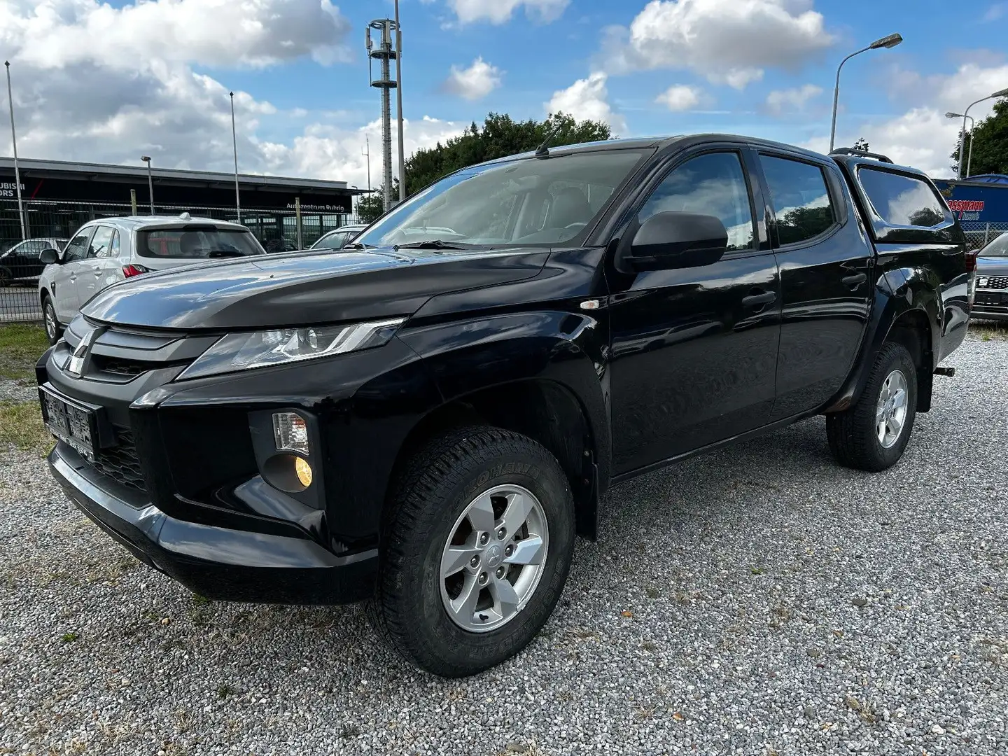 Mitsubishi L200 Basis Doppelkabine 4WD Noir - 1