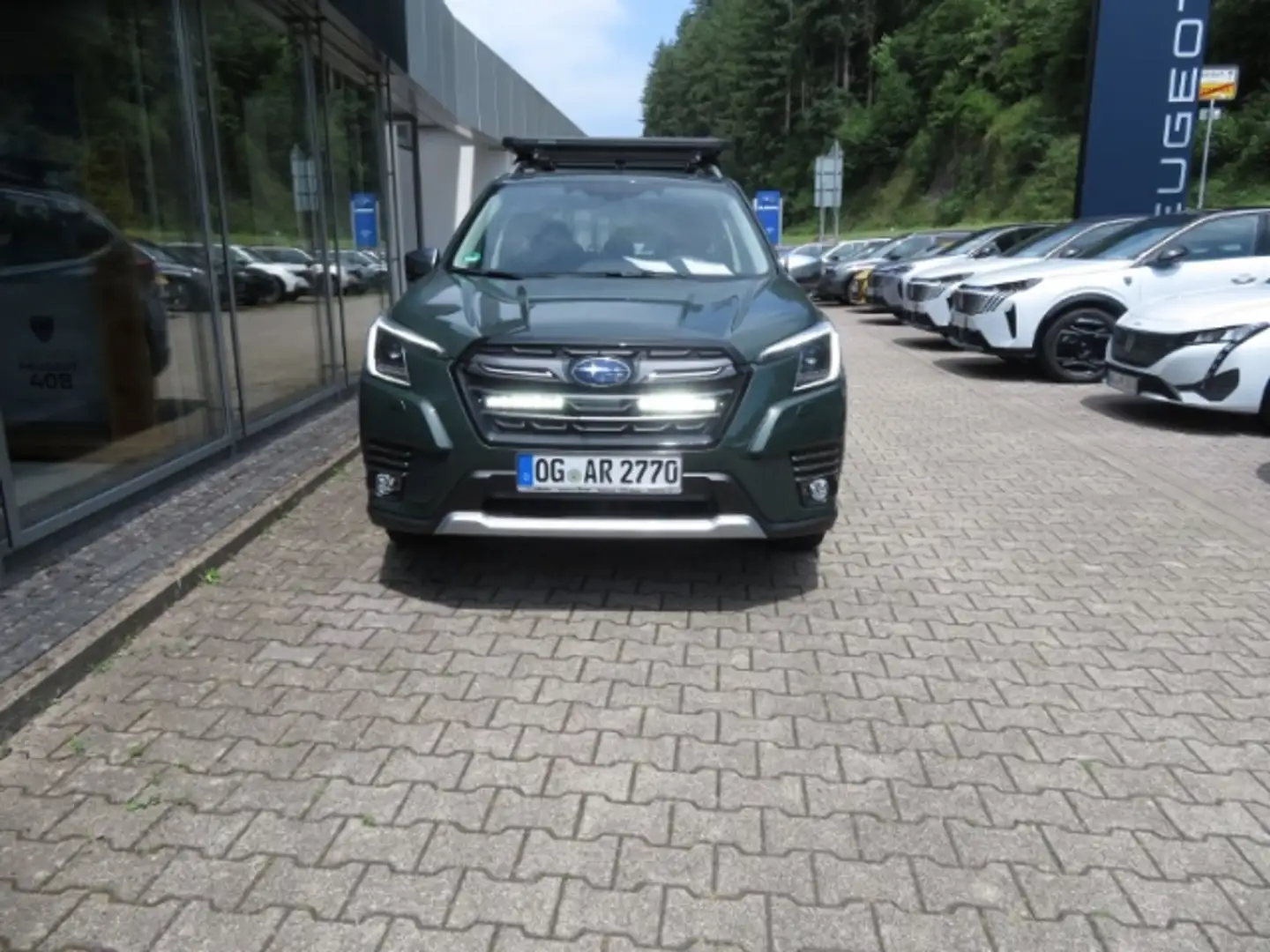Subaru Forester OFFROAD Paket AHK Allterrain Räder Unterfahrschutz Grün - 2