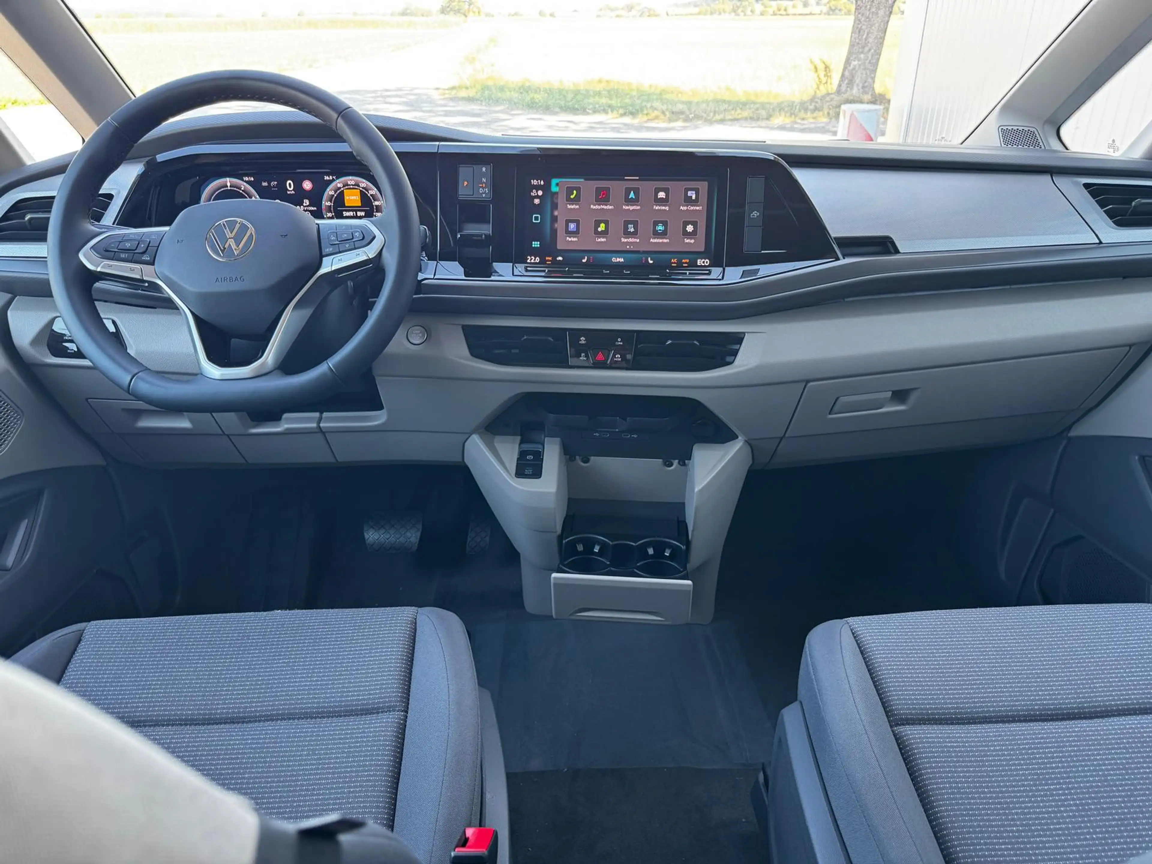 Volkswagen T7 California 1.5 TSI Beach Camper eHybrid 4MOTION — photo 3