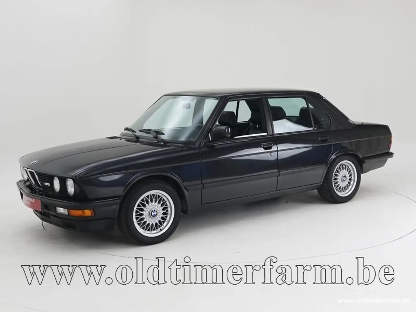 BMW E28 M5 Shadow '86 CH8434 Zwart - 1