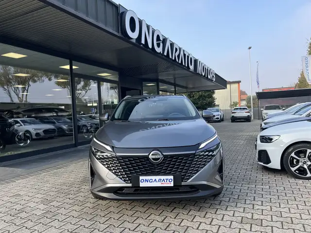 Nissan Qashqai view 2