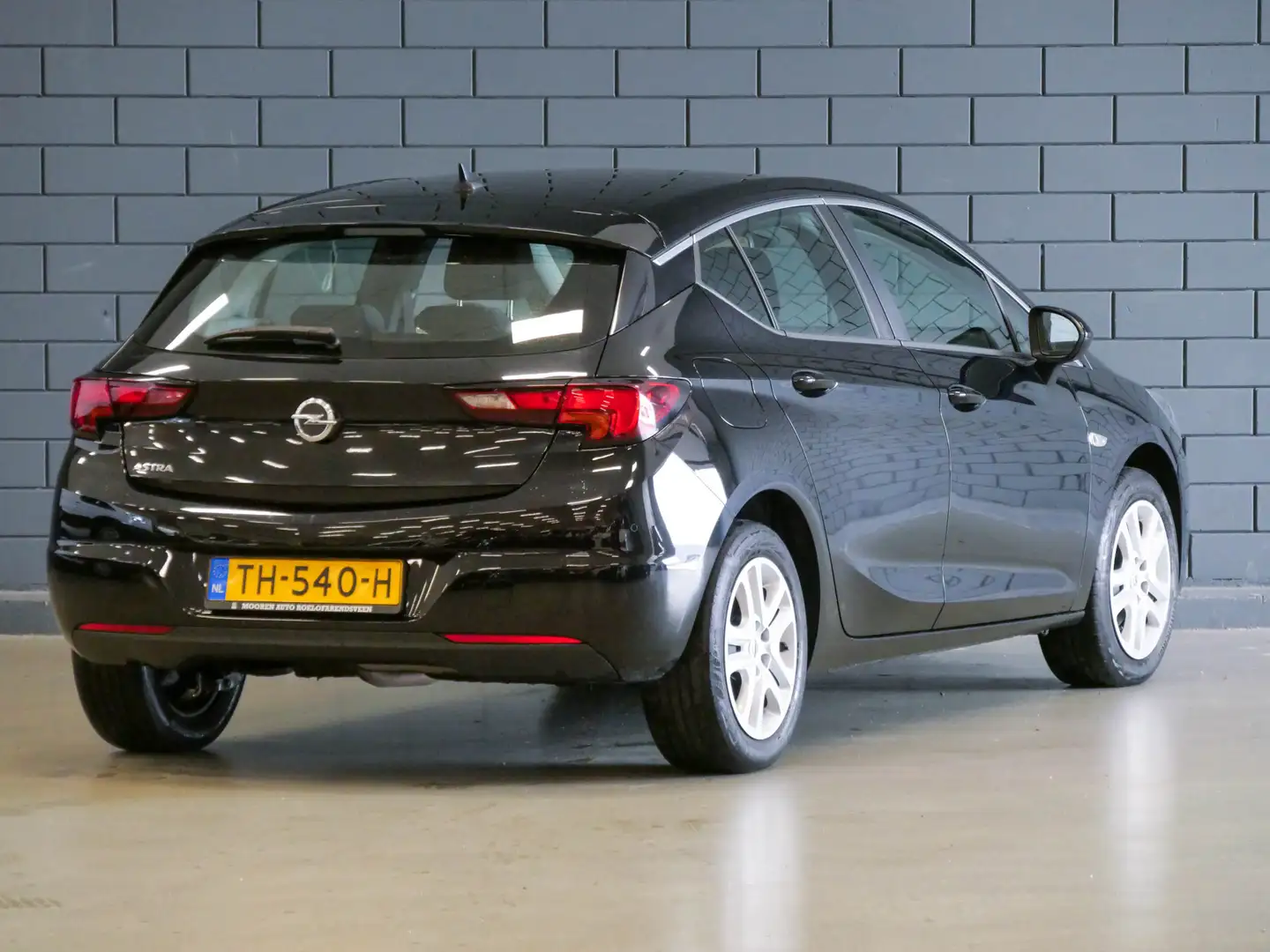 Opel Astra 1.0 105PK Business+ | NAVIGATIE | CARPLAY | CRUISE Czarny - 2