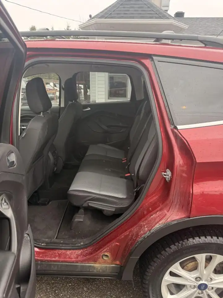 Ford Escape снимка Ford Escape