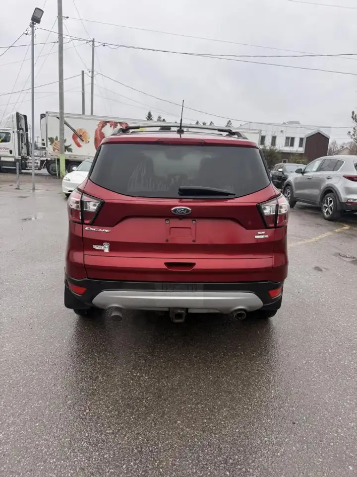 Ford Escape снимка Ford Escape