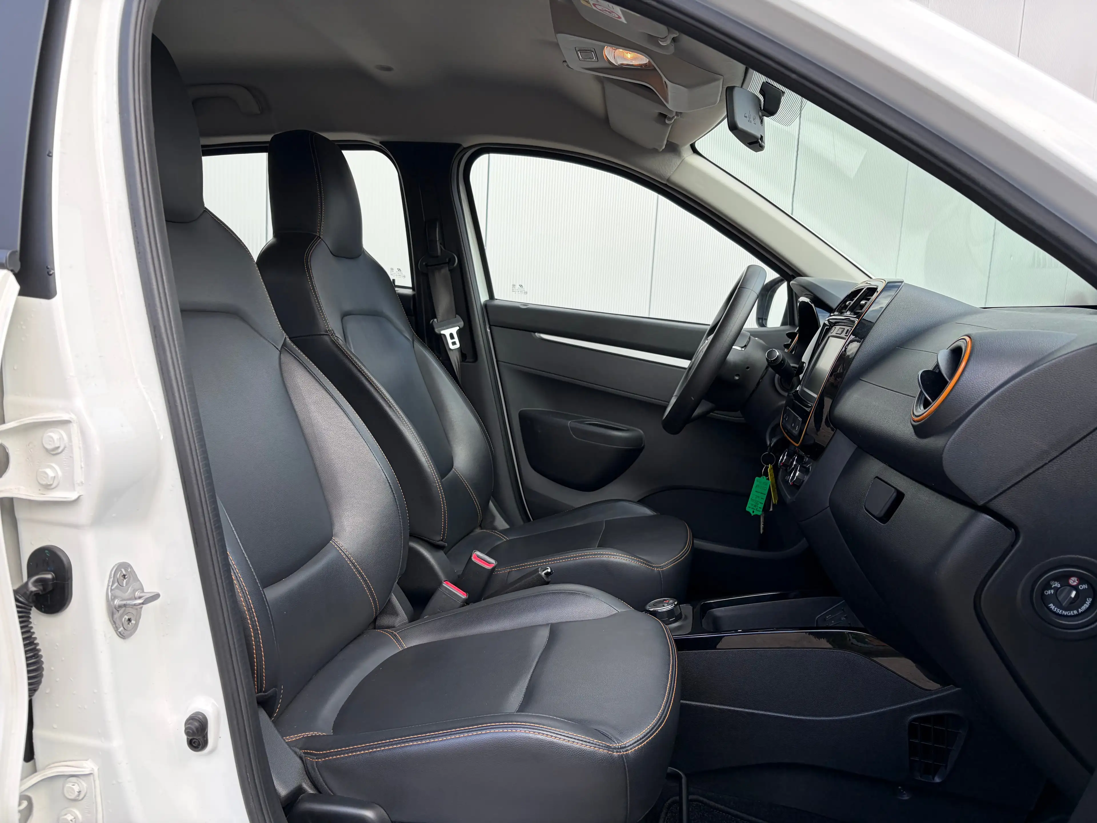 Dacia Spring Comfort Plus 27kWh | Airco | Bluetooth | Achteruit — photo 8