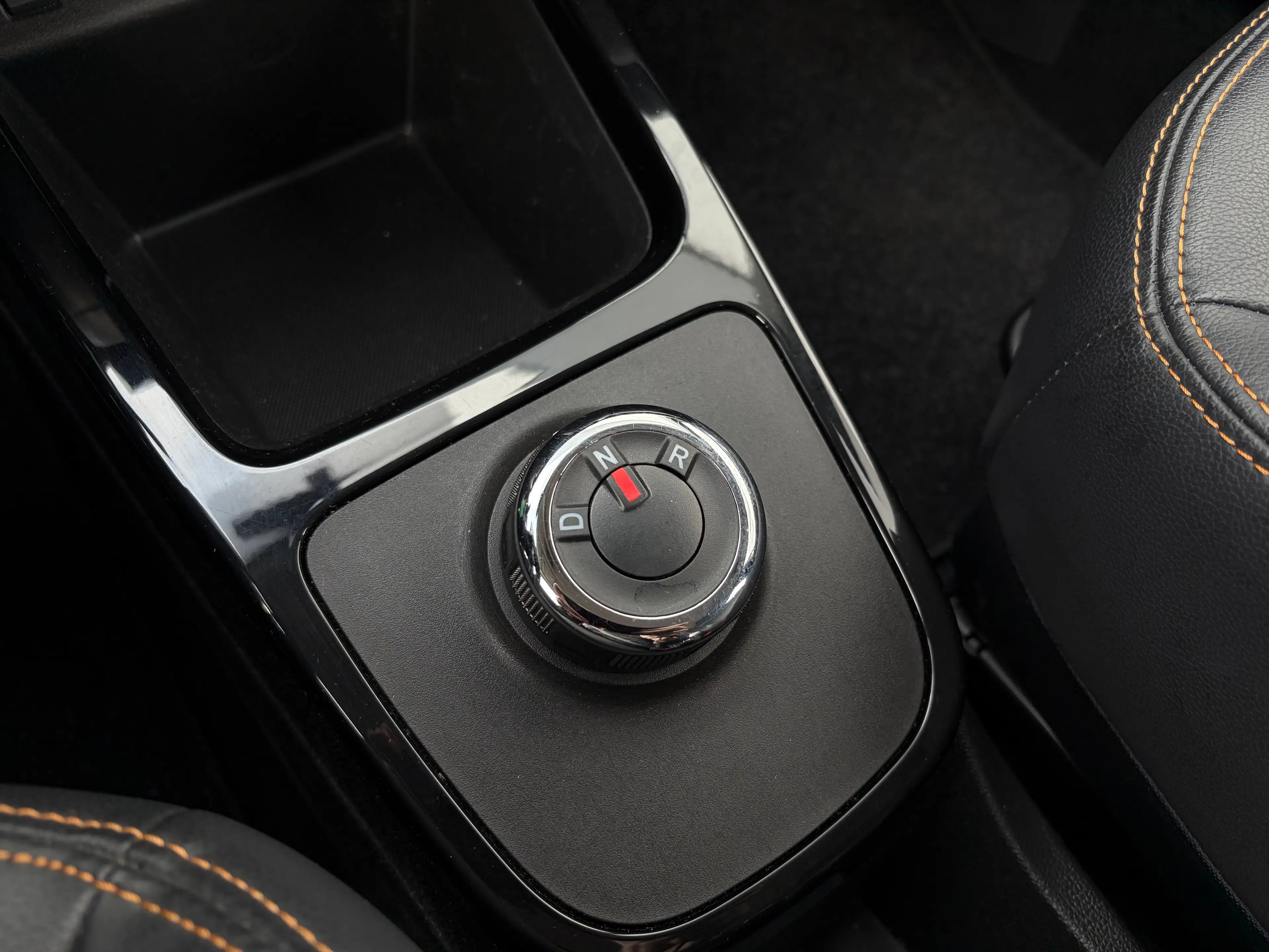 Dacia Spring Comfort Plus 27kWh | Airco | Bluetooth | Achteruit — photo 34