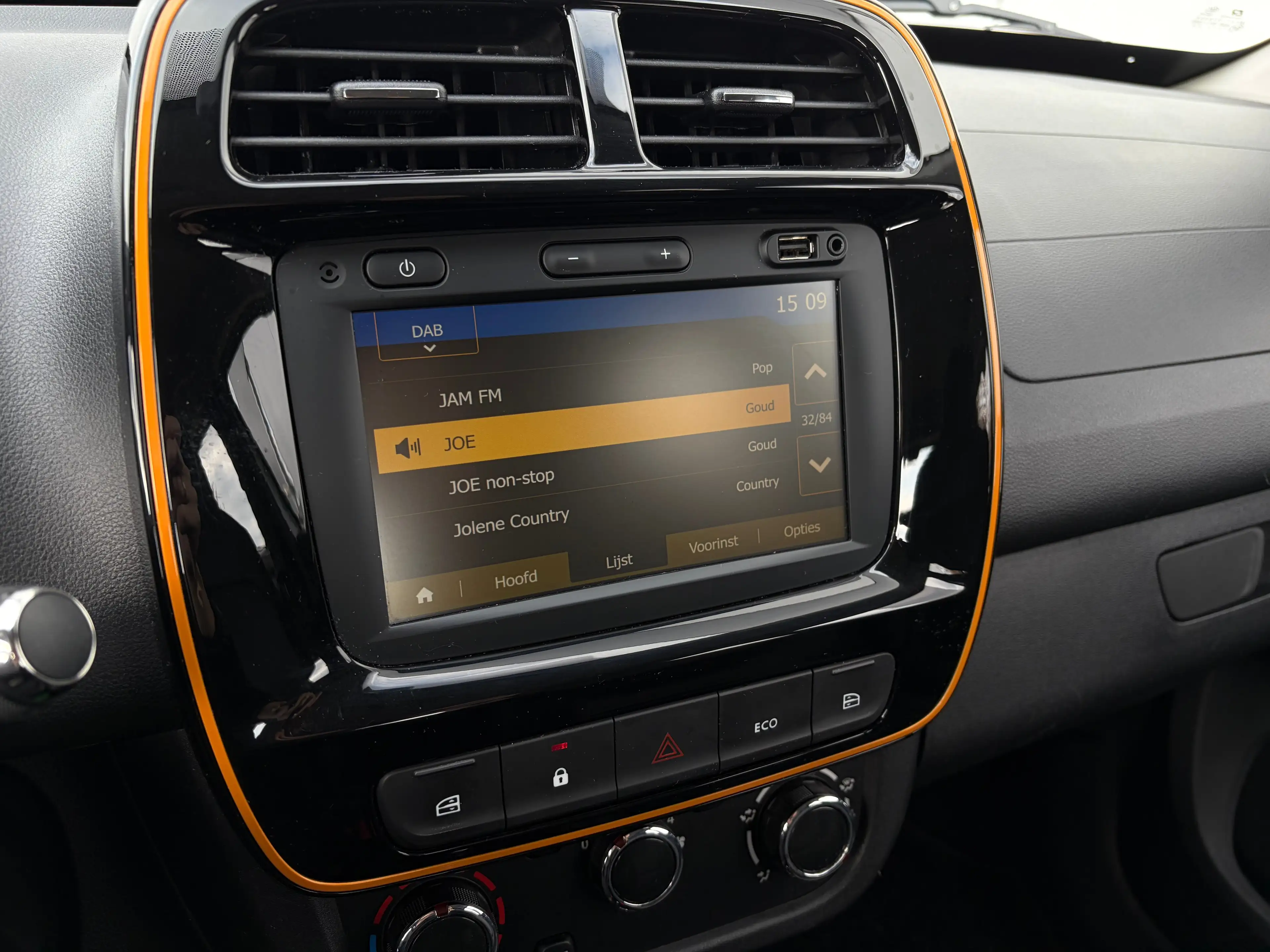 Dacia Spring Comfort Plus 27kWh | Airco | Bluetooth | Achteruit — photo 27